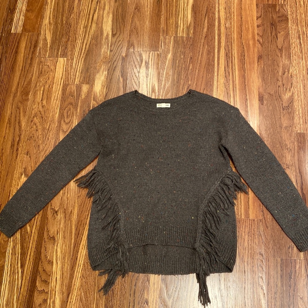 Girl’s Tucker and Tate gray with hints of multi color sweater
